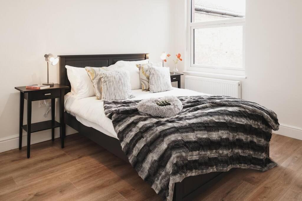 Newly Renovated Modern 4 Bed 3 Bath Apartment London Kültér fotó
