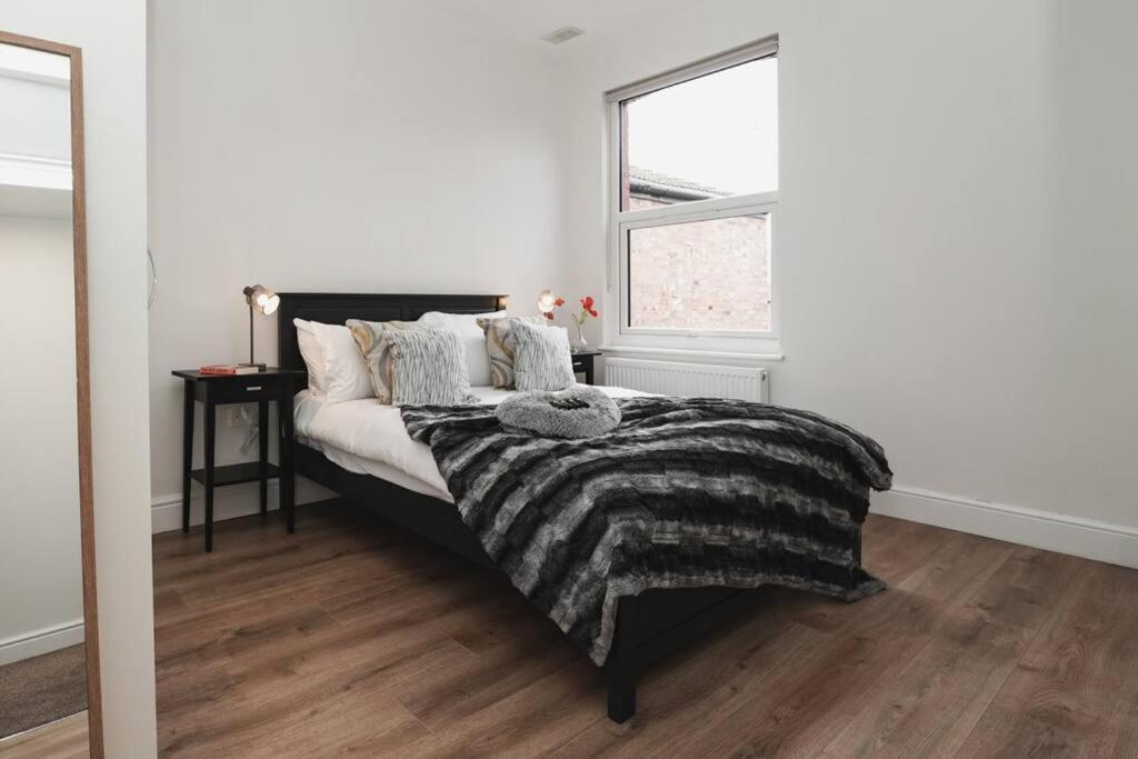 Newly Renovated Modern 4 Bed 3 Bath Apartment London Kültér fotó