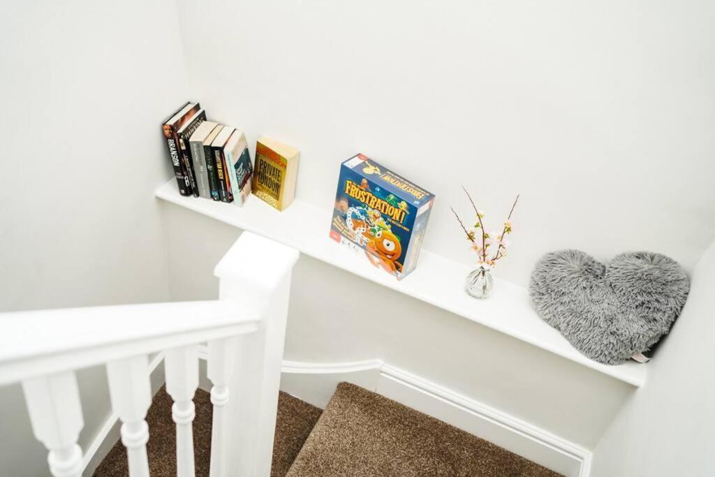 Newly Renovated Modern 4 Bed 3 Bath Apartment London Kültér fotó
