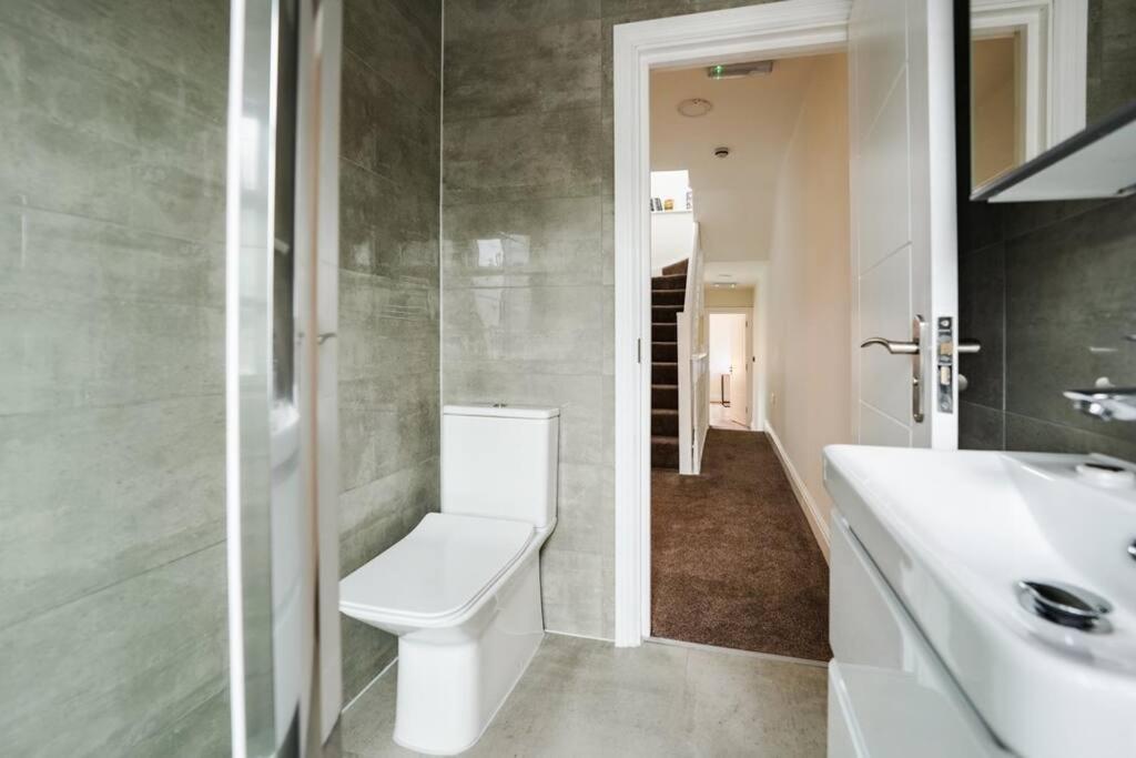 Newly Renovated Modern 4 Bed 3 Bath Apartment London Kültér fotó