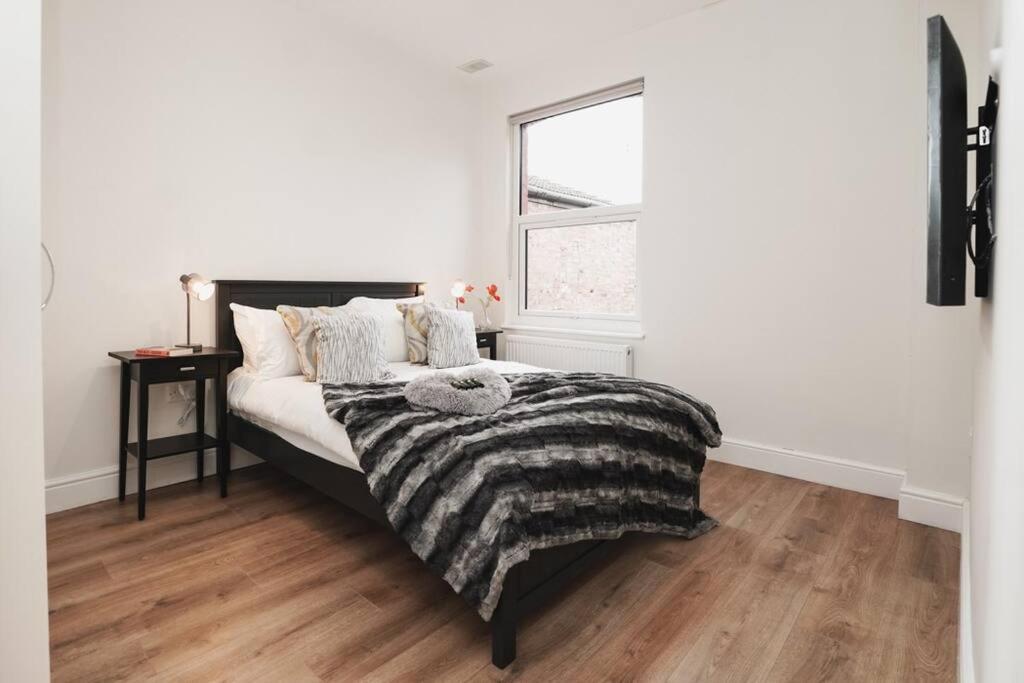 Newly Renovated Modern 4 Bed 3 Bath Apartment London Kültér fotó