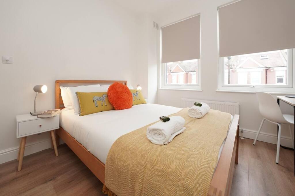 Newly Renovated Modern 4 Bed 3 Bath Apartment London Kültér fotó