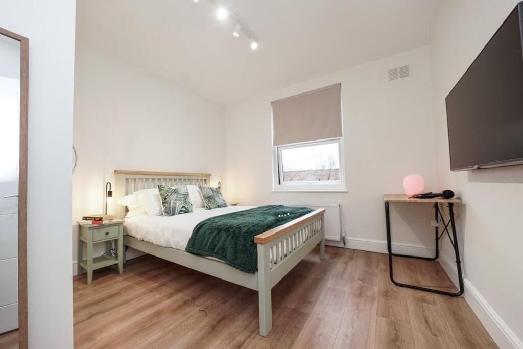 Newly Renovated Modern 4 Bed 3 Bath Apartment London Kültér fotó